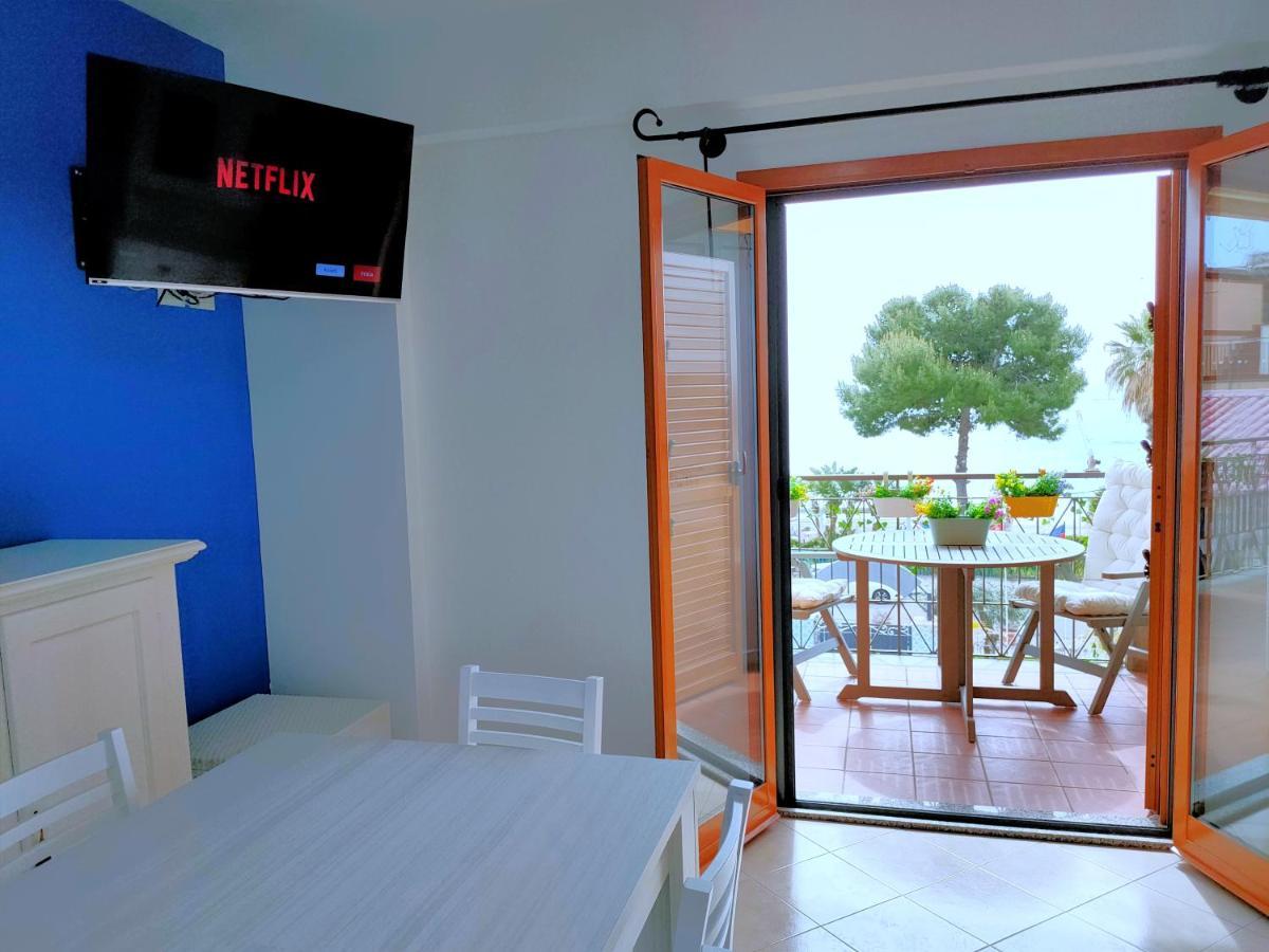Apartamento Taormina By The Sea Mazzeo Exterior foto