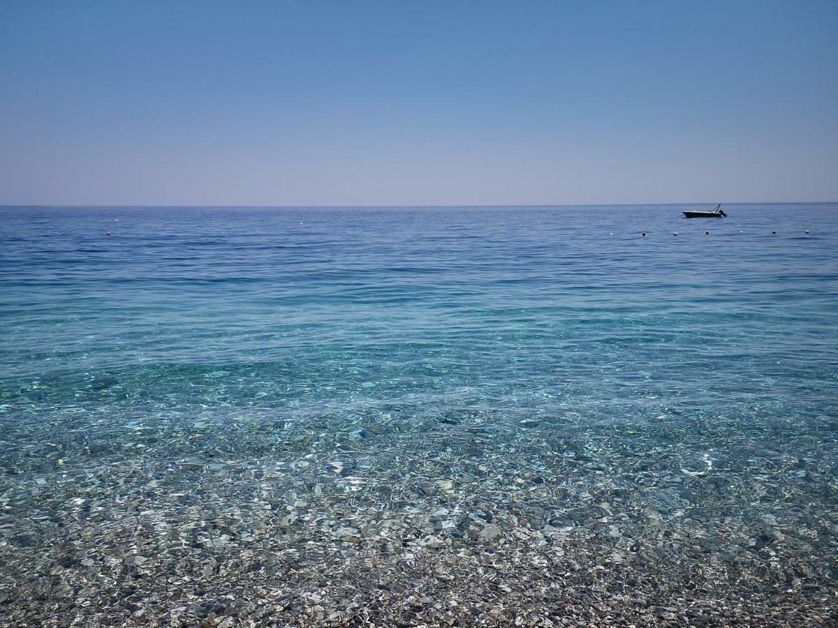 Apartamento Taormina By The Sea Mazzeo Exterior foto